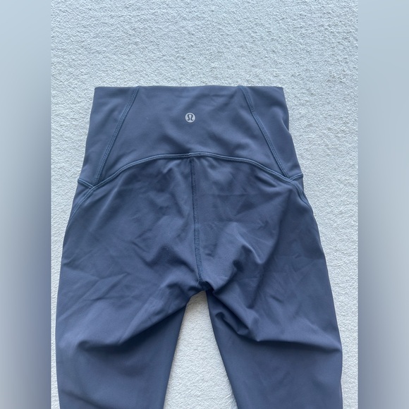 Lululemon Train Times size 2 7/8 Pant (25" ) Midnight Navy‎ - Picture 13 of 13